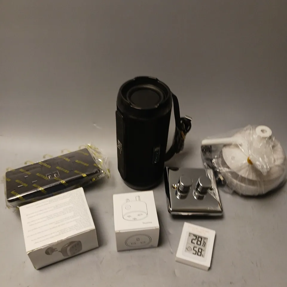 APPROXIMATELY 15 ASSORTED HOUSEHOLD ELECTRICAL PRODUCTS TO INCLUDE 2 GANG LIGHT SWITCH, DIGITAL THERMOMETER, BLUETOOTH SPEAKER ETC