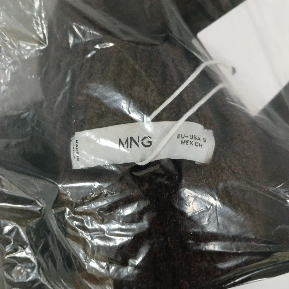 MANGO OVERSIZED JUMPER EU SIZE SMALL. BAGGED