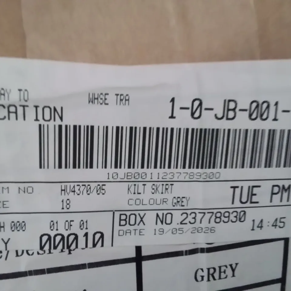 BOXED BRAND NEW APPROXIMATELY 10 SIMPLY BE KILT SKIRT GREY SIZE 18