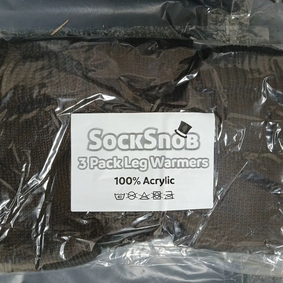 BOX OF APPROXIMATELY 20 BAGS TO INCLUDE 3 PAIRS OF LEG WARMERS IN DARK BROWN - COLLECTION ONLY