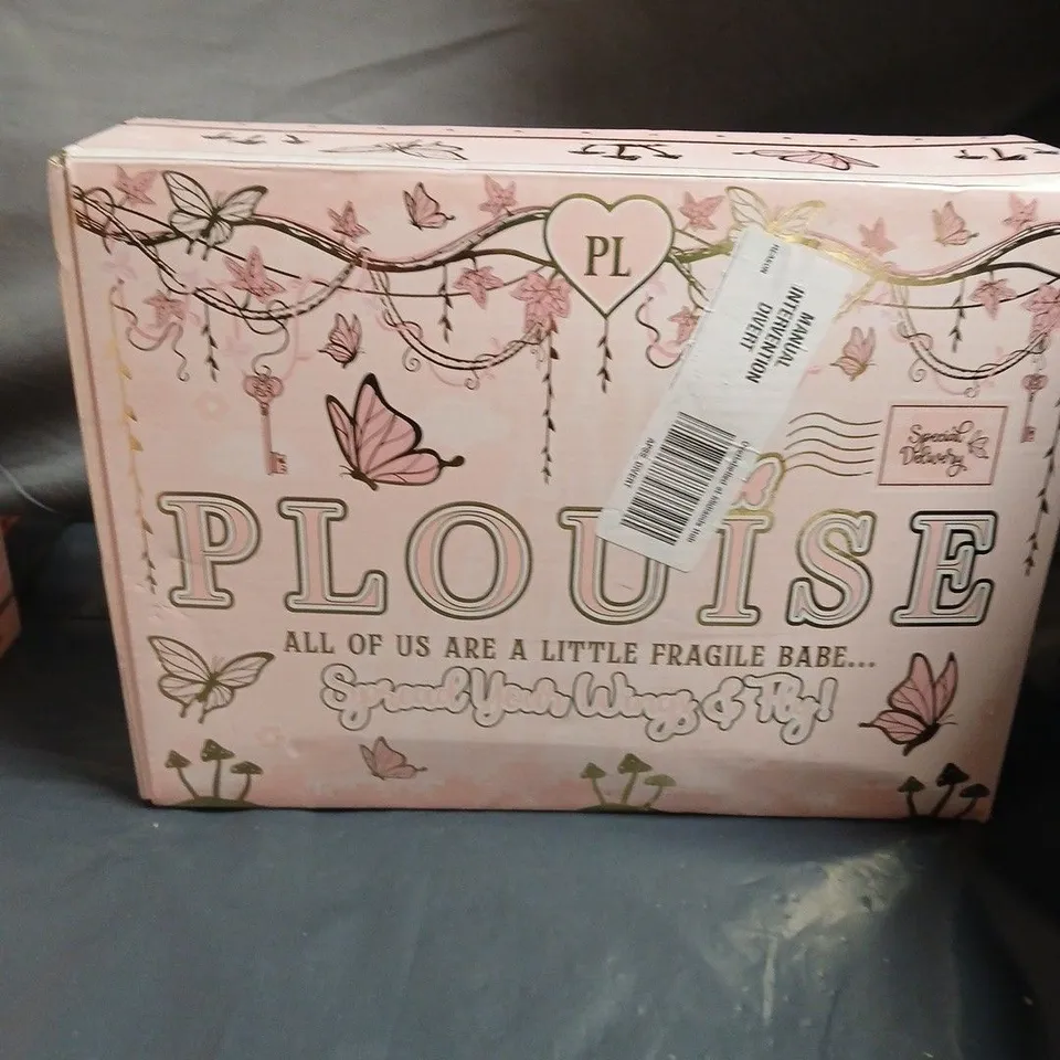 SEALED PLOUISE MYSTERY GIFT BOX