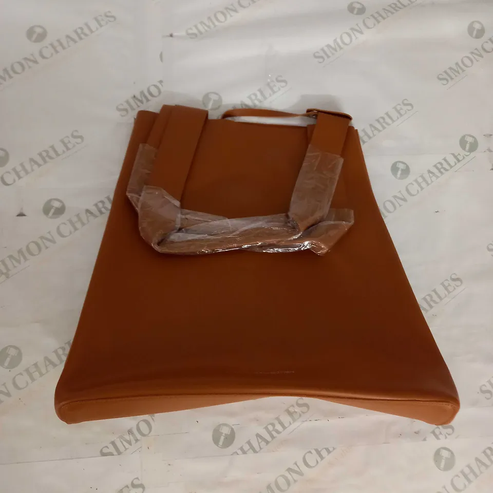 BROWN FRENCH CONNECTION HANDBAG 