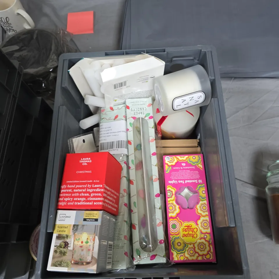 BOX OF APPROXIMATELY 13 ASSORTED CANDLES