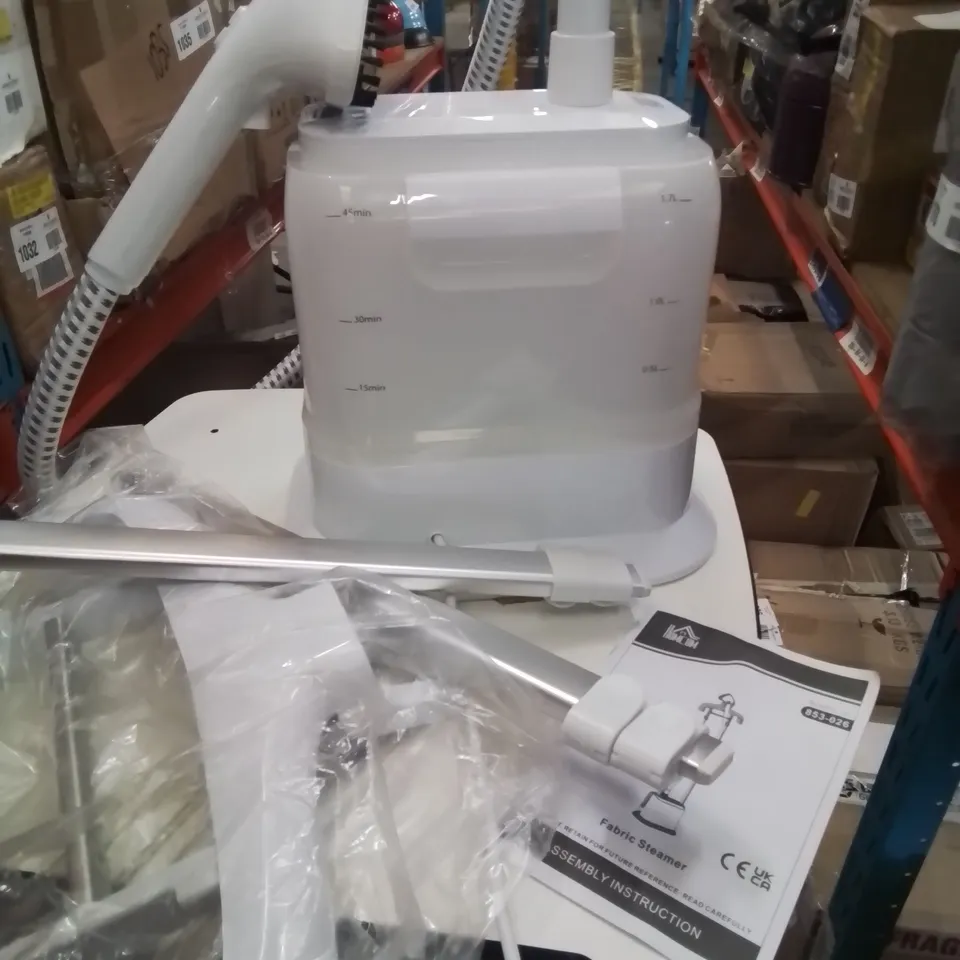 BOXED HOMCOM GARMENT STEAMER