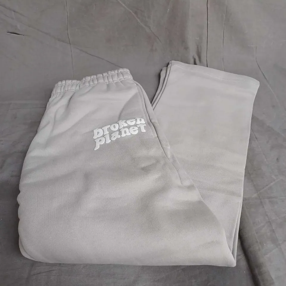 BROKEN PLANET CASUAL STRAIGHT SWEATPANTS IN GREY SIZE M