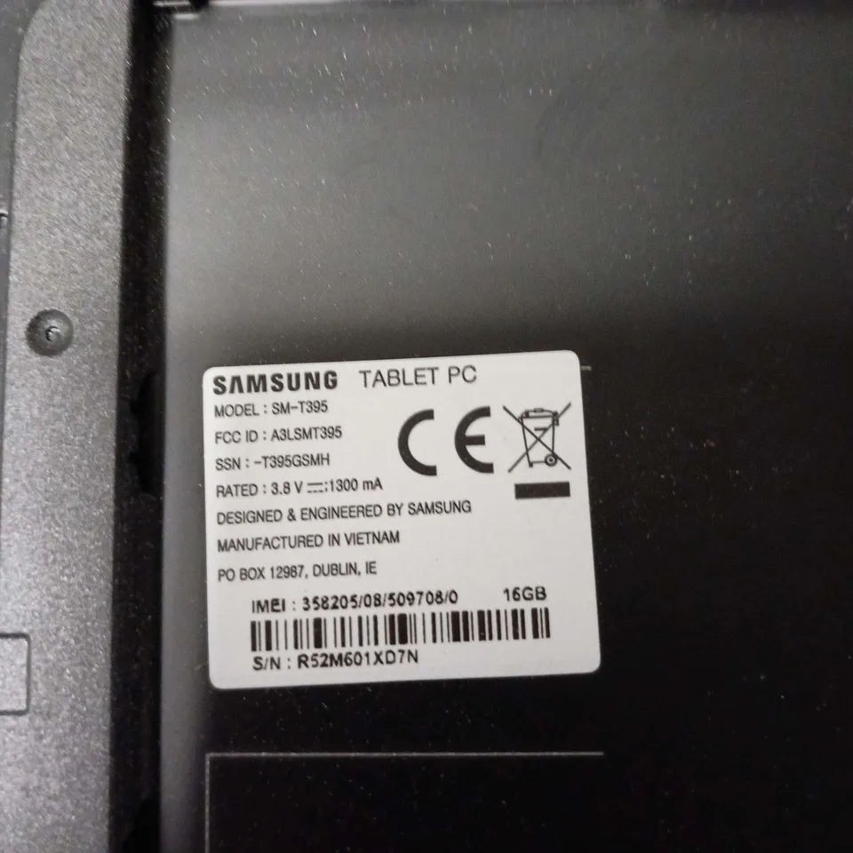 SAMSUNG TABLET PC SM-T395 – 16GB, BLACK (CRACKED SCREEN)