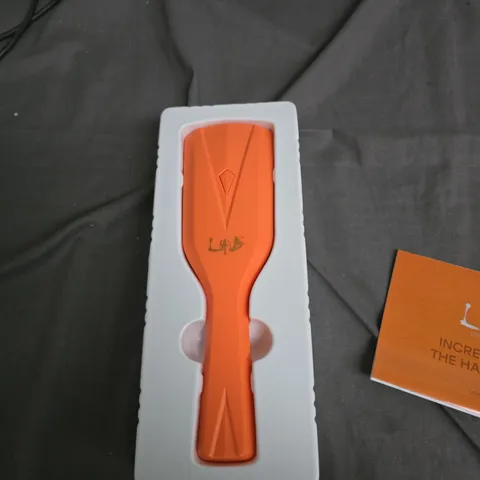 INCREMENTUM THE HAIR BRUSH – ORANGE HAIR-CARE DEVICE BY L+B (LIFE + BEAUTY) WITH USB CHARGING CABLE