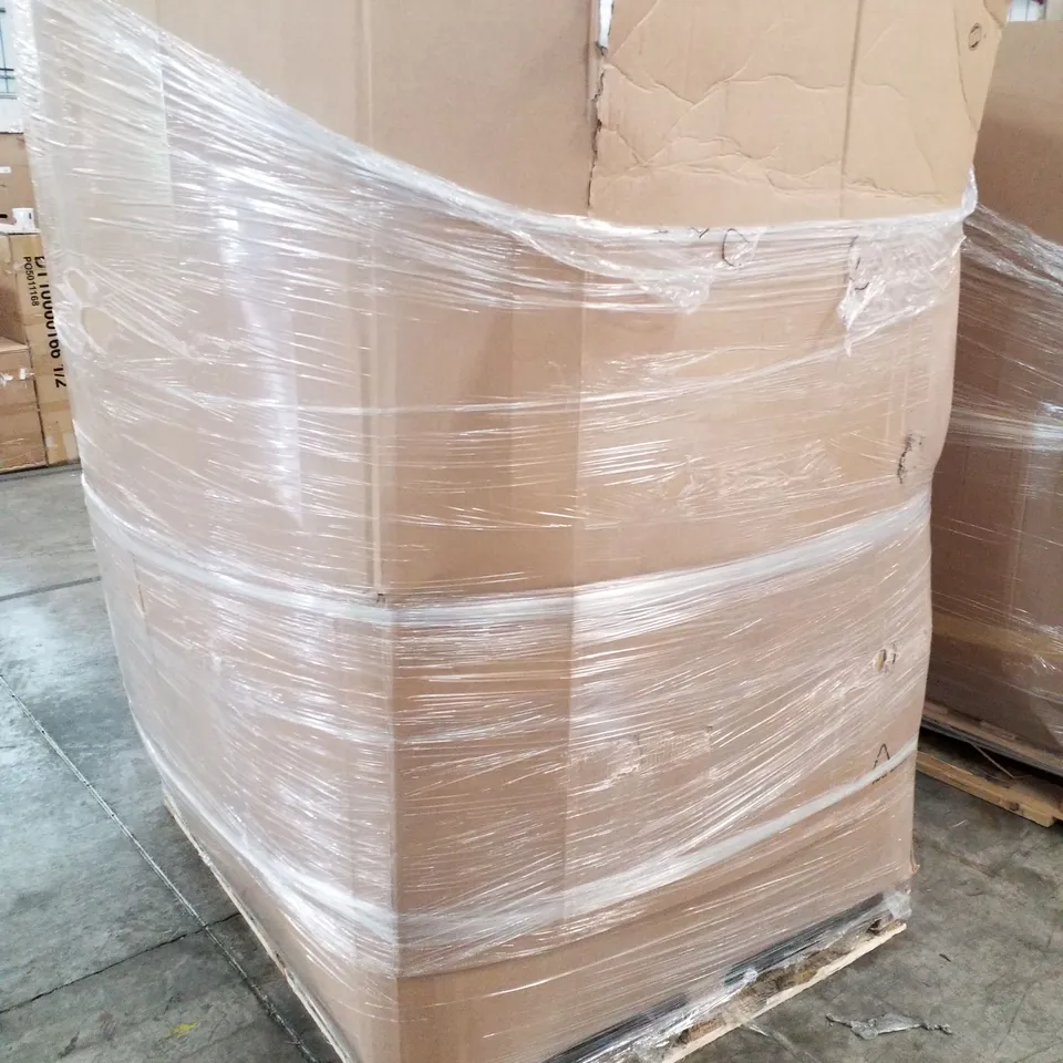 PALLET OF ASSORTED GARDEN HOSES 