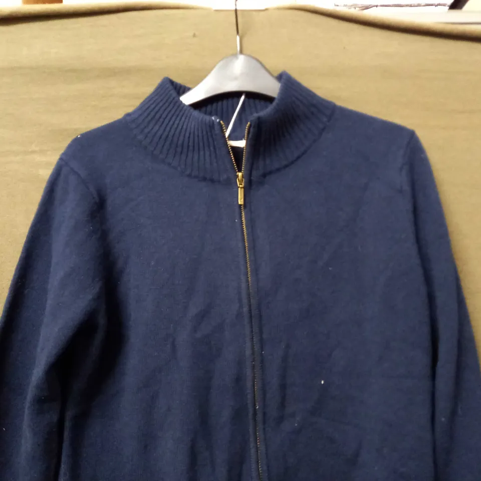 WOOL LOVERS LAMBSWOOL FITTED ZIP THRU CARDIGAN IN NAVY - MEDIUM