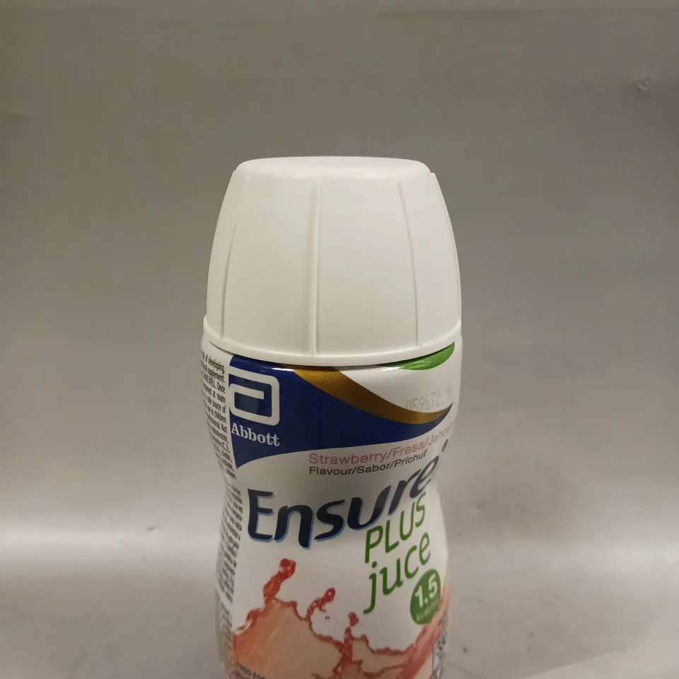 APPROXIMATELY 20 ENSURE PLUS FOOD SUPPLEMENT DRINKS - STRAWBERRY - COLLECTION ONLY 