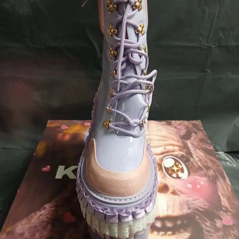 BOXED PAIR OF CUPCAKE TOWER PLATFORM BOOTS – UK SIZE 8
