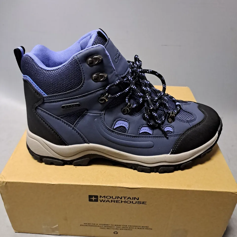 BOXED MOUNTAIN WAREHOUSE ADVENTURER WOMENS WATERPROOF WALKING BOOTS - UK 9 