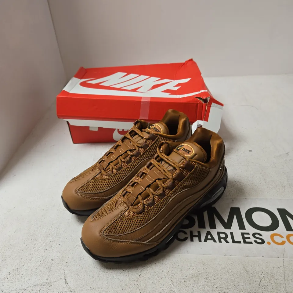 NIKE AIR MAX 95 BIG BUBBLE SNEAKERS – BROWN, UK 8 (US 10.5)
