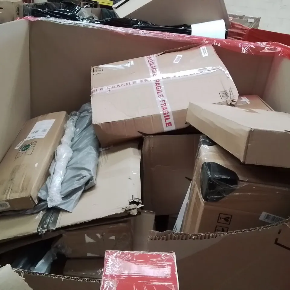 PALLET OF ASSORTED HOUSEHOLD GOODS AND PRODUCTS TO INCLUDE;SELF CLEANING CAG LITTER BOX,BOSCH WINDOW WIPERS,RETRACTABLE SAFETY GATE