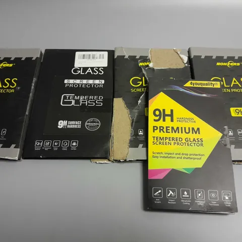 LOT OF 5 SCREEN PROTECTORS