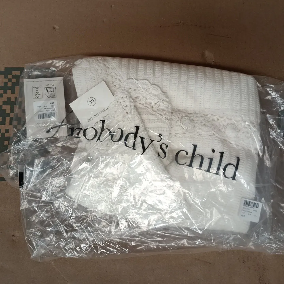 BAGGED NOBODY'S CHILD CROCHET TRIM CARDI IN WHITE SIZE SMALL