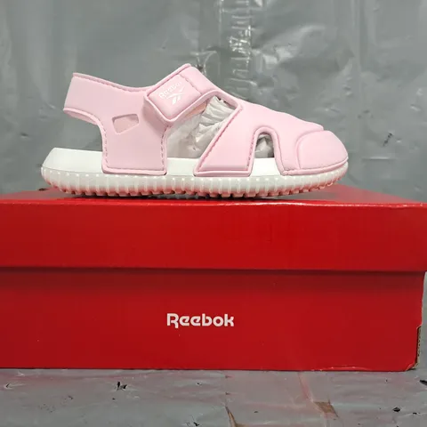 BOXED PAIR OF REEBOK KIDS SUNKISSED SANDALS IN PINK SIZE UK 8.5