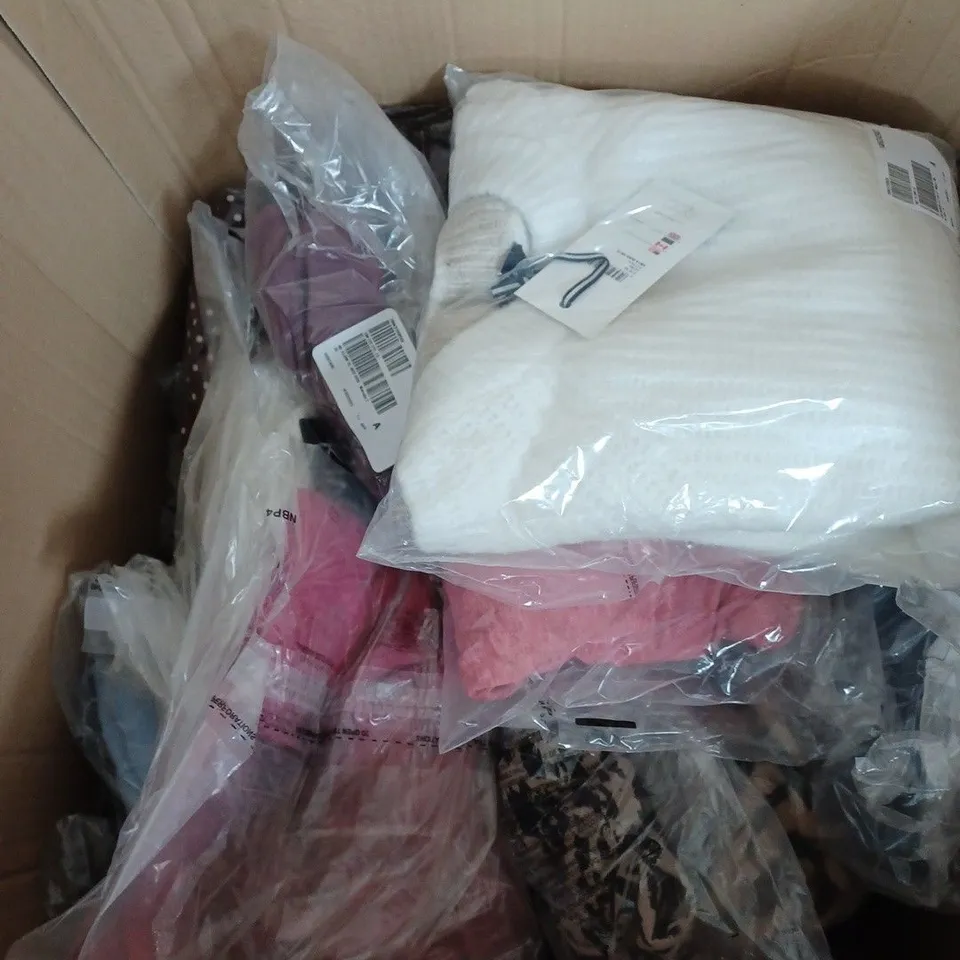 LARGE BOX OF ASSORTED CLOTHING IN DIFFERENT COLOURS AND SIZES 