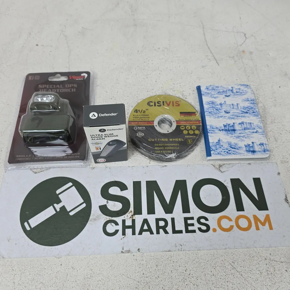 APPROXIMATELY 15 ASSORTED HOUSEHOLD PRODUCTS TO INCLUDE CASTLES OF BRITAIN PASSPORT HOLDER, SPECIAL OPS HEAD TORCH AND ULTRA SLIM DOOR WEDGE ALARM