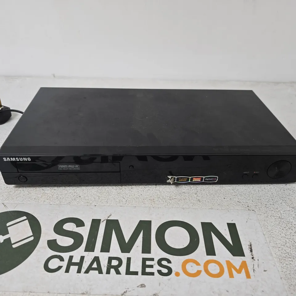 SAMSUNG DVD PLAYER