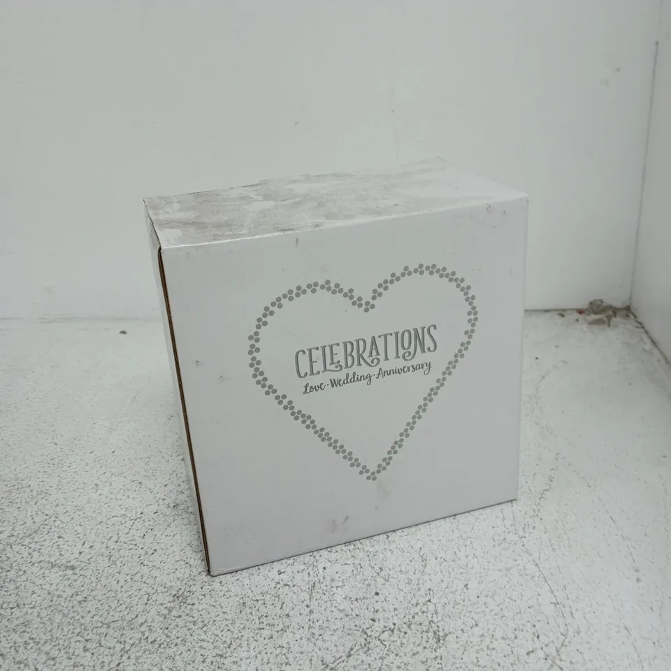  CELEBRATIONS 40TH ANNIVERSARY TEALIGHT HOLDER – GLASS TEALIGHT HOLDER, GIFT BOXED (WG83740)