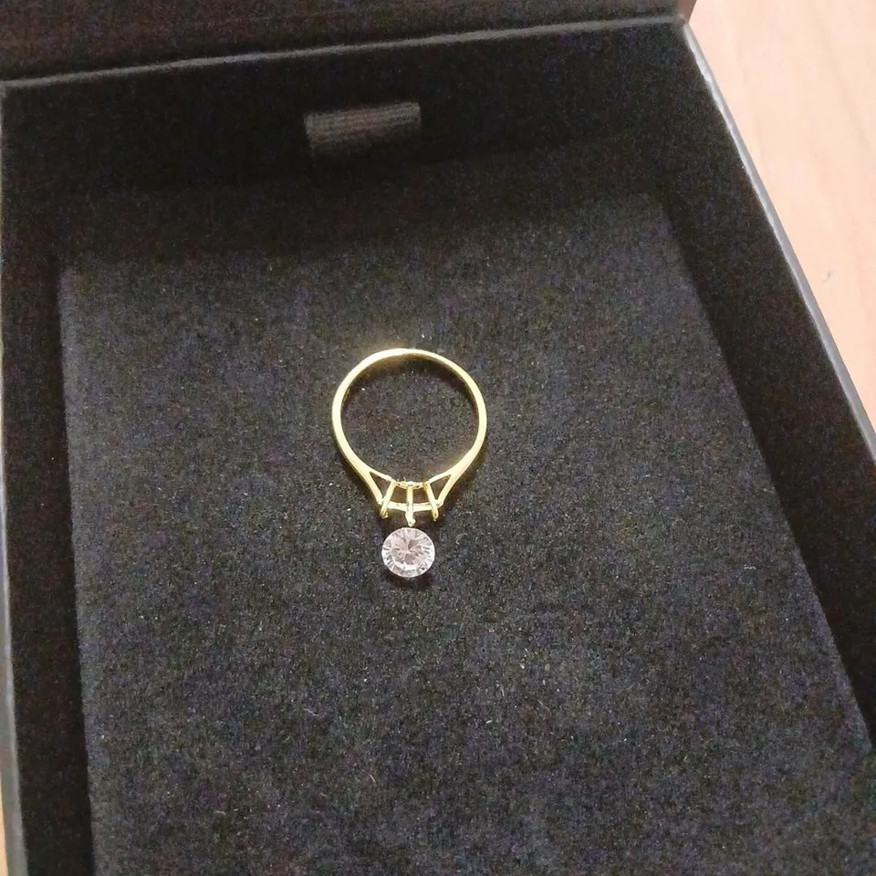 DIAMONIQUE 0.8CT TW SOLITARE RING 