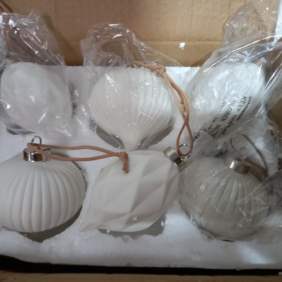 K BY KELLY HOPPEN SET OF PORCELAIN BAUBLES
