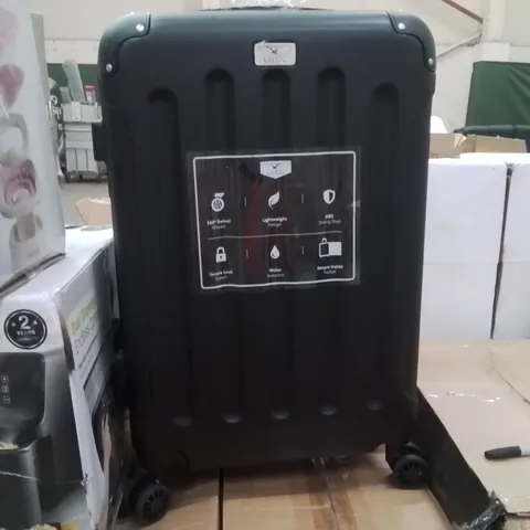 BLACK LUGG SKYWANDER TRAVEL SUITCASE