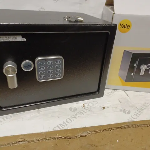 YALE ELECTRONIC SAFE MEDIUM
