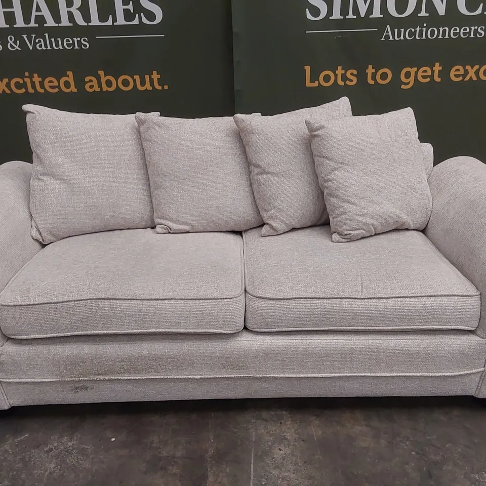 DURY CHUNKY WEAVE 3 SEATER SCATTERBACK SOFA RRP £649