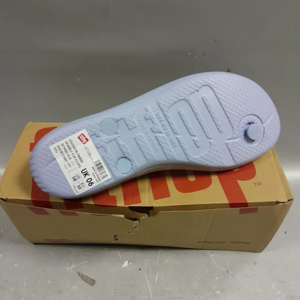 BOXED PAIR OF FITFLOP IQUSHION OMBRE SPARKLE FLIP FLOPS - 6