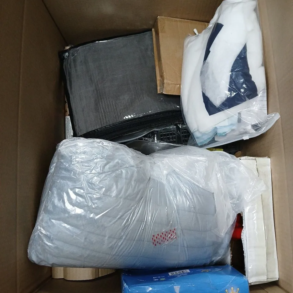 BOX OF APPROXIMATELY 15 ASSORTED HOUSEHOLD ITEMS TO INCLUDE TUB CHAIR COVER, PET BLANKET, TISSUES, COFFEE PAPER FILTER ETC