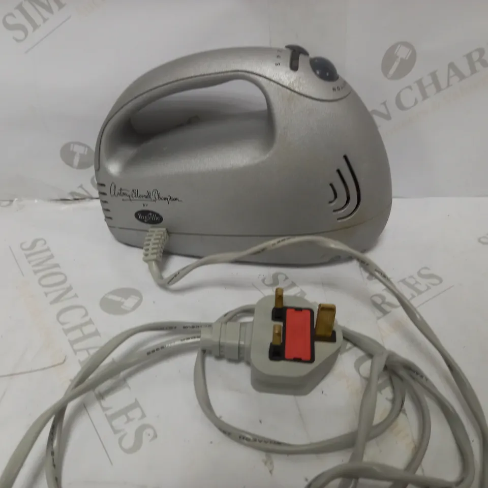 BREVILLE HM1 MIXER (MISSING PARTS)