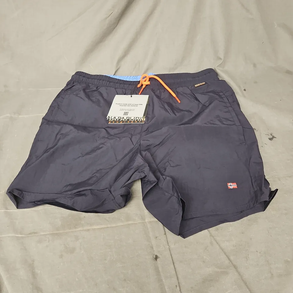 NAPAPIJRI V-HALDANE SHORTS IN NAVY SIZE S