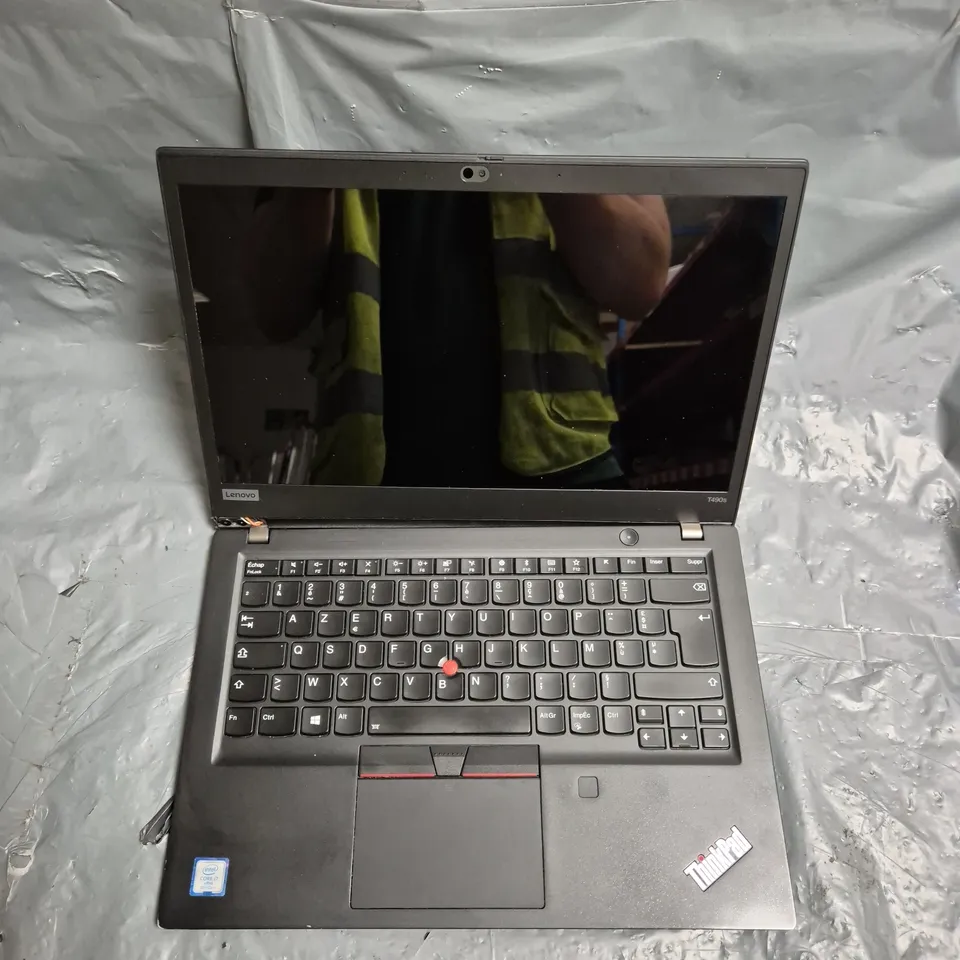 LENOVO THINK PAD T490S - 1.90HZ - 512GB - 14'' 