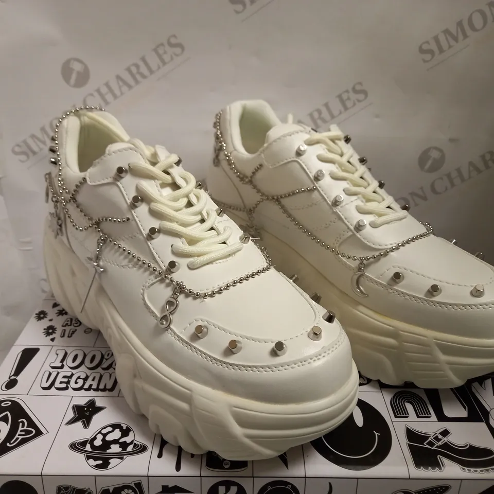 KOI VEGAN JINX WHITE MYSTIC CHARM TRAINERS - SIZE 7