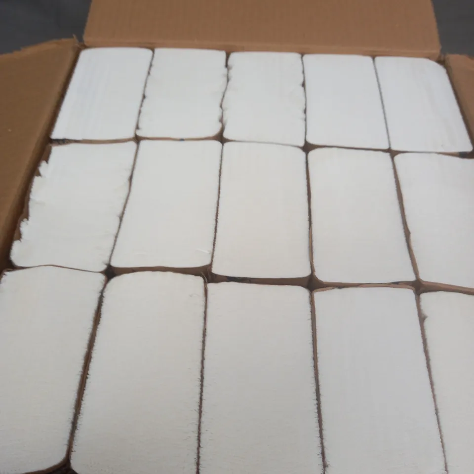 BOXED SIESTA Z FOLD HAND TOWELS - 15 X 200 SHEETS