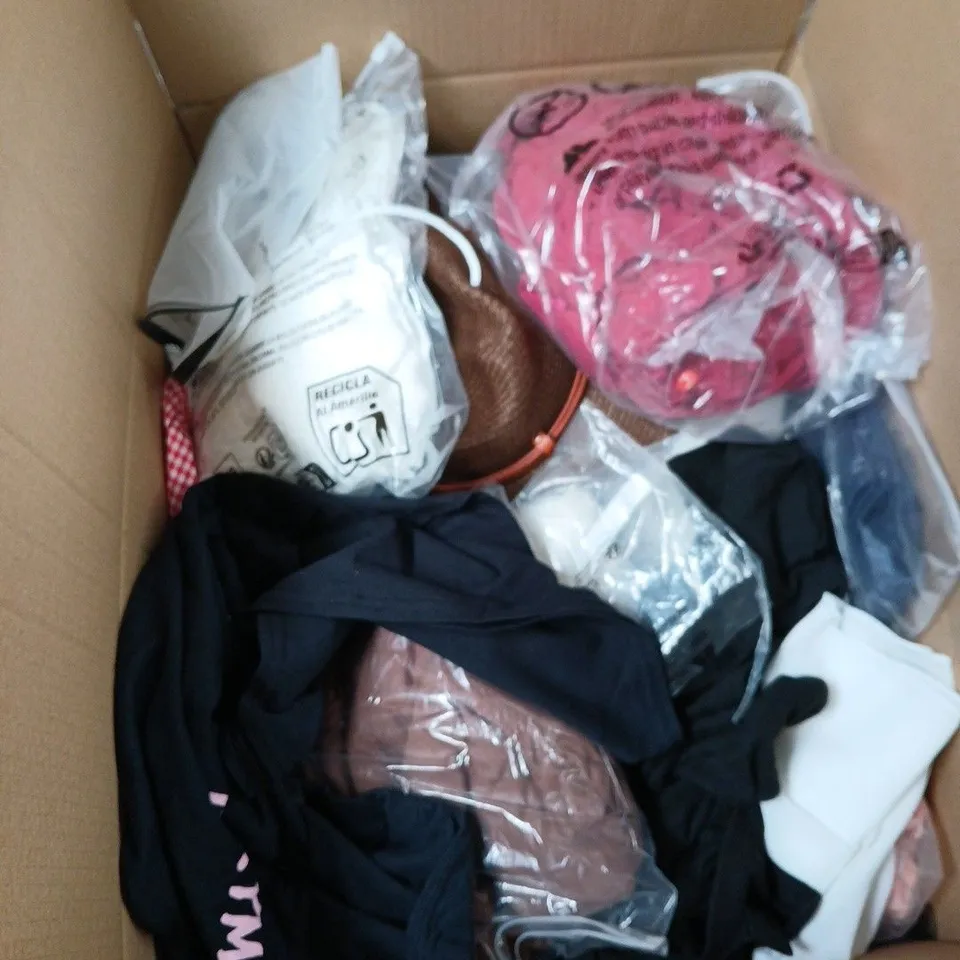 BOX OF APPROXIMATELY 25 ASSORTED CLOTHING ITEMS IN VARIOUS STYLES , COLOURS AND SIZES