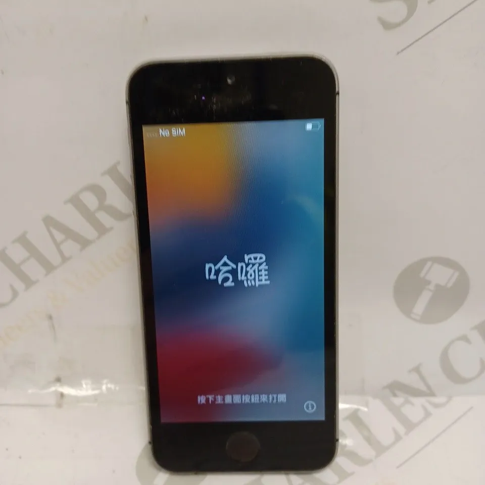 APPLE IPHONE SE SMARTPHONE 
