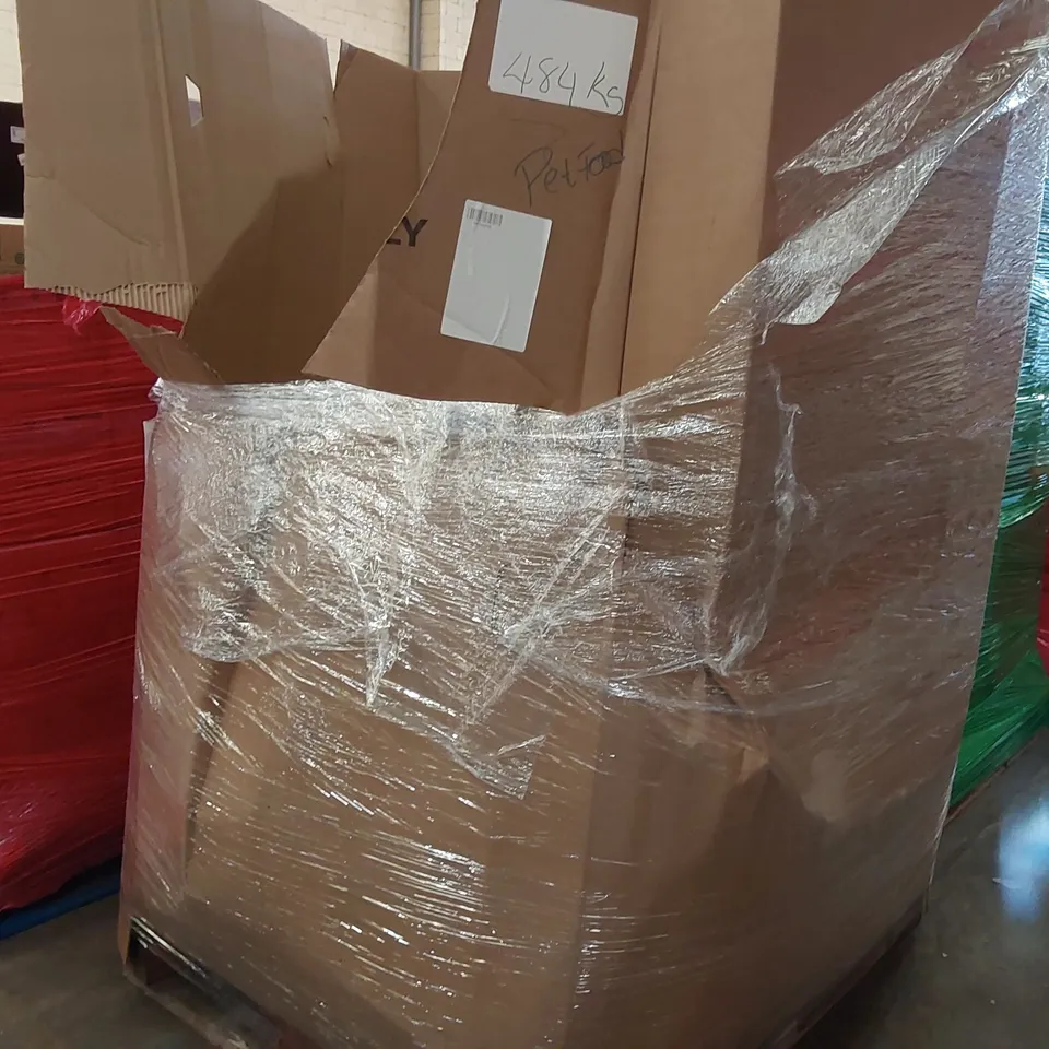 PALLET OF ASSORTED ANIMAL FOOD AND RELATED PRODUCTS TO INCLUDE: FIELD & TRAIL JUNIOR DOG FOOD, WILD BIRD FOOD, CLAY PEBBLES FOR HYDROPONICS, LILY'S KITCHEN DOG FOOD ECT
