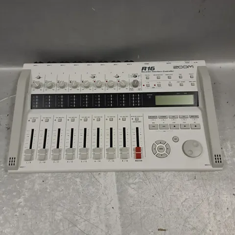 ZOOM R16 RECORDER INTERFACE CONTROLLER 