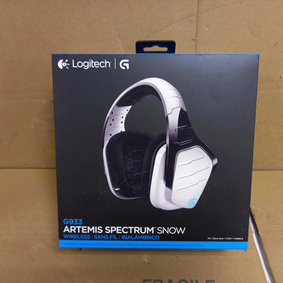LOGITECH ARTEMIS SPECTRUM SNOW G633 GAMING HEADPHONES