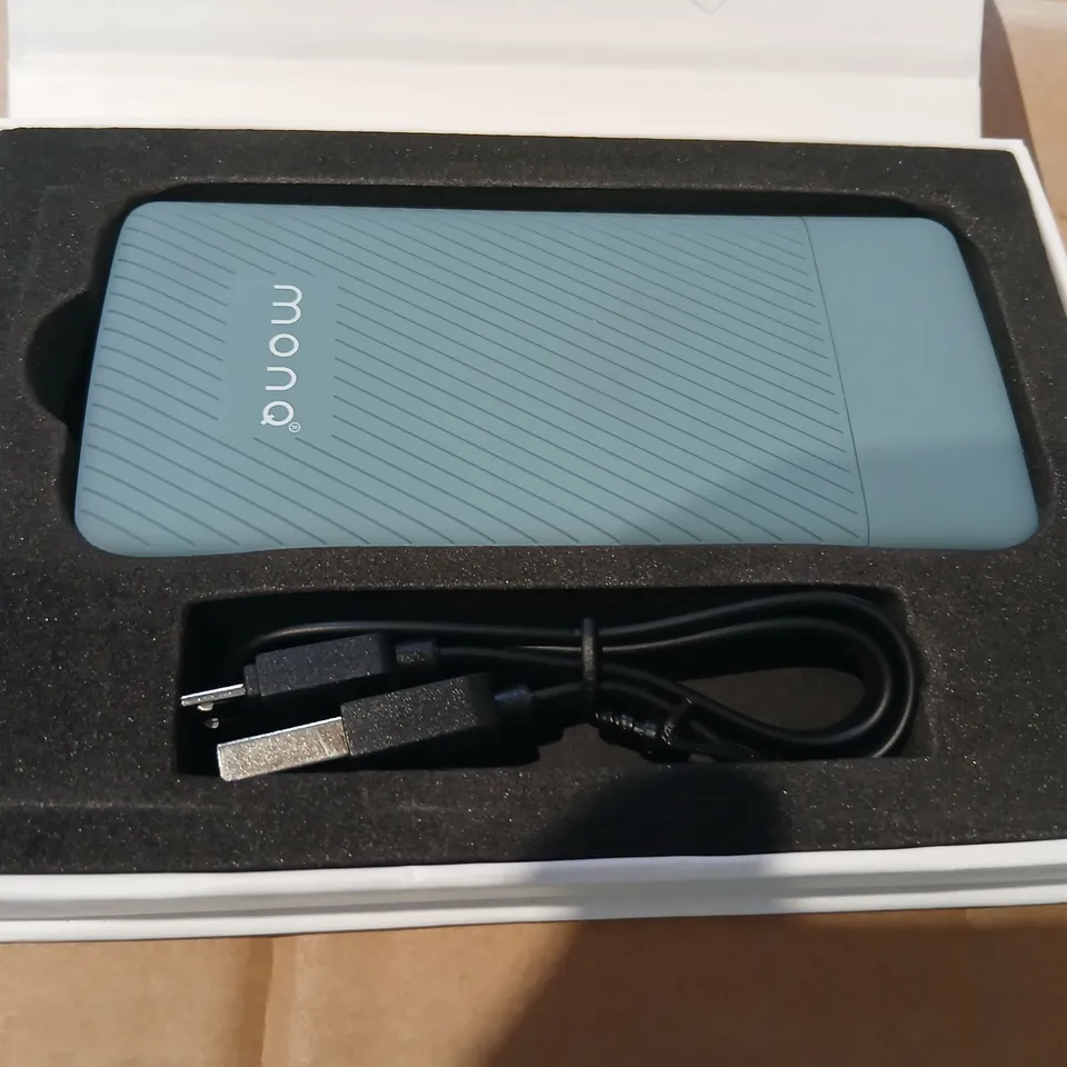  APPROXIMATELY 70 MONQ PERSONAL AROMATHERAPY DIFFUSER – TEAL (USB CHARGER INCLUDED)