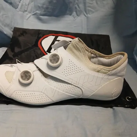 SPECIALIZED S-WORKS WHITE ROAD CYCLING SHOES, BOA DIAL, UK 8 (EU 42)