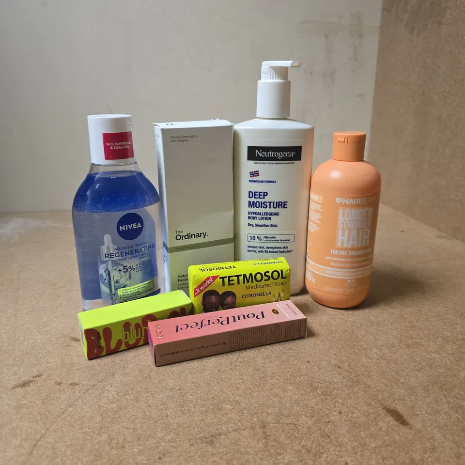 APPROXIMATELY 15 ASSORTED HEALTH & BEAUTY PRODUCTS TO INCLUDE MADE BY MITCHELL BLURSH, NEUTROGENA DEEP MOISTURE, THE ORDINARY SURFACE HYDRATION FORMULA, ETC - COLLECTION ONLY