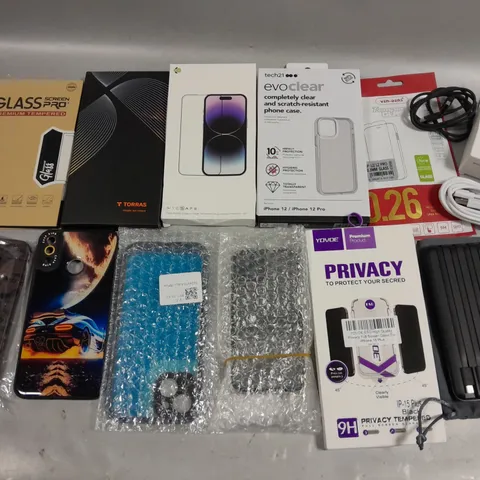 LOT OF ASSORTED MOBILE PHONE ACCESSORIES TO INCLUDE CASES, SCREEN PROTECTORS AND CHARGERS