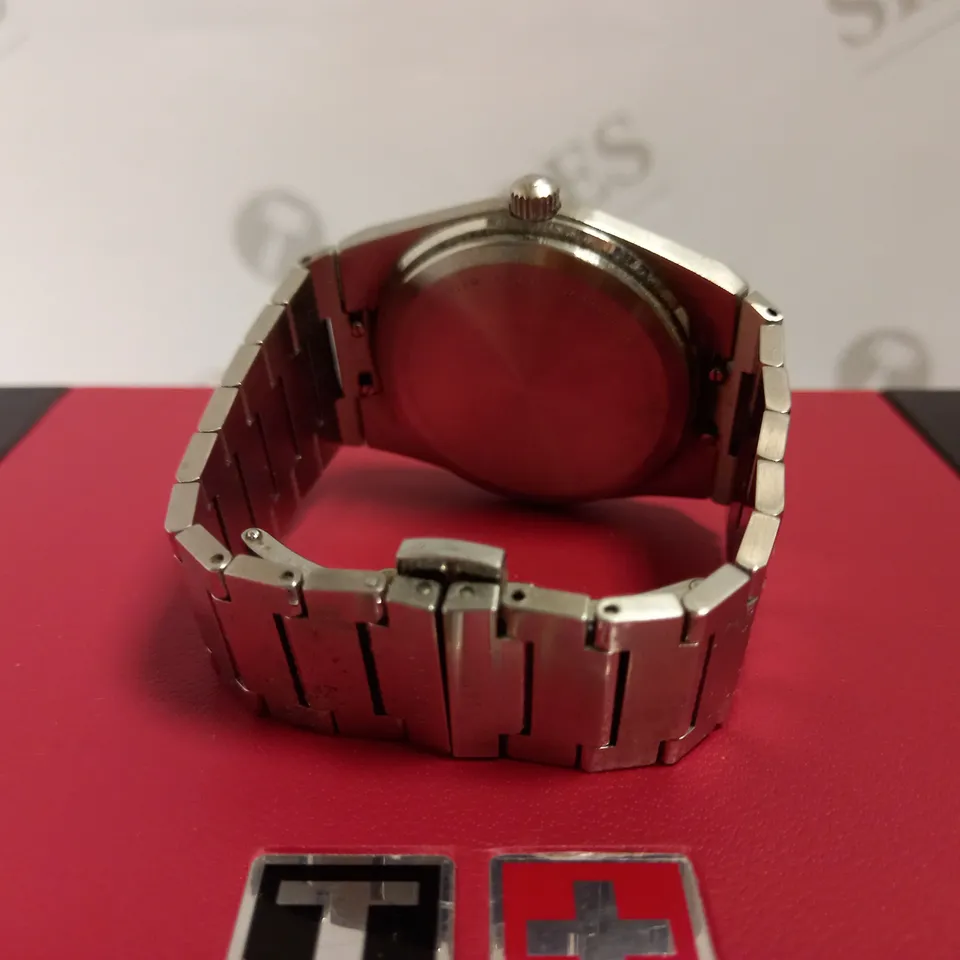 TISSOT SILVER EFFECT WATCH WITH BRACELET STRAP