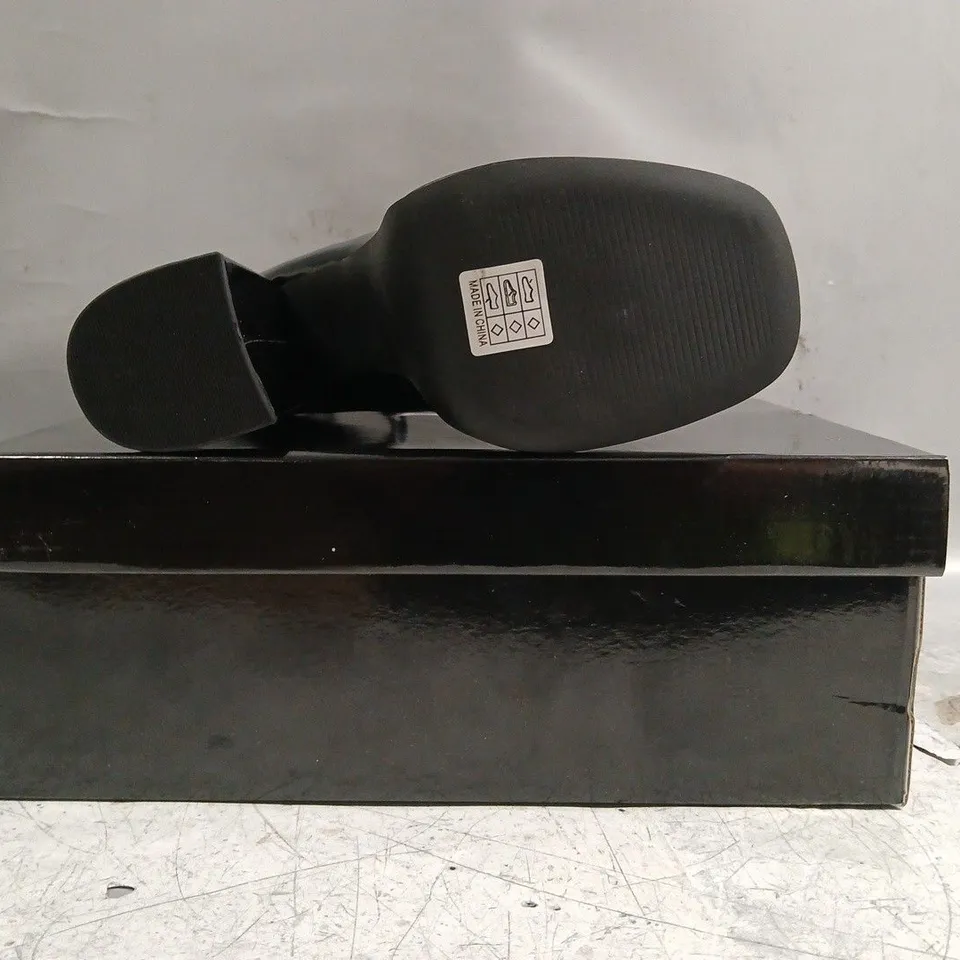 BOXED PAIR OF KOI GURREN STRAPPY BLACK PATENT PLATFORM HEELS - UK 4