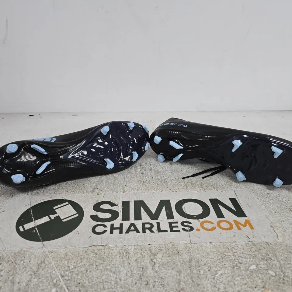 NIKE AIR ZOOM BLACK/BLUE FOOTBALL BOOTS SIZE UK 11 UNBOXED