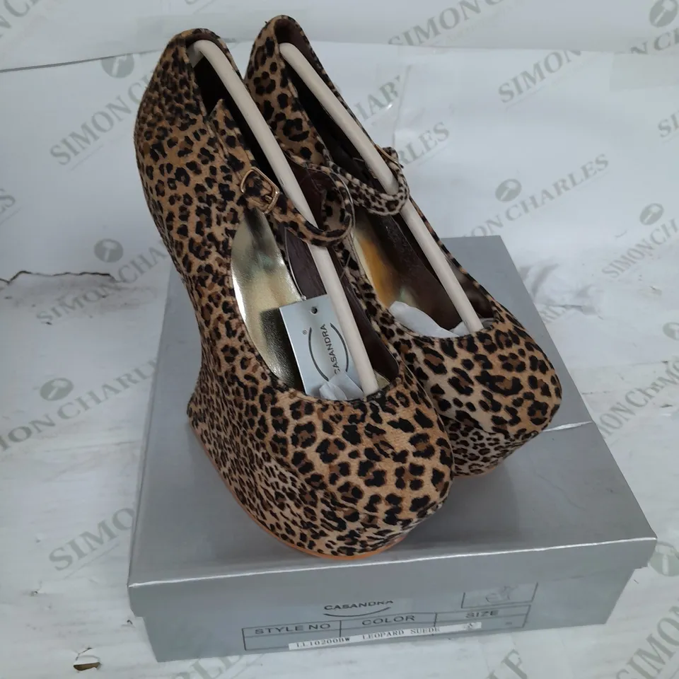 BOXED PAIR OF CASANDRA PLATFORM STRAP SHOE IN LEOPARD SUEDE SIZE 4